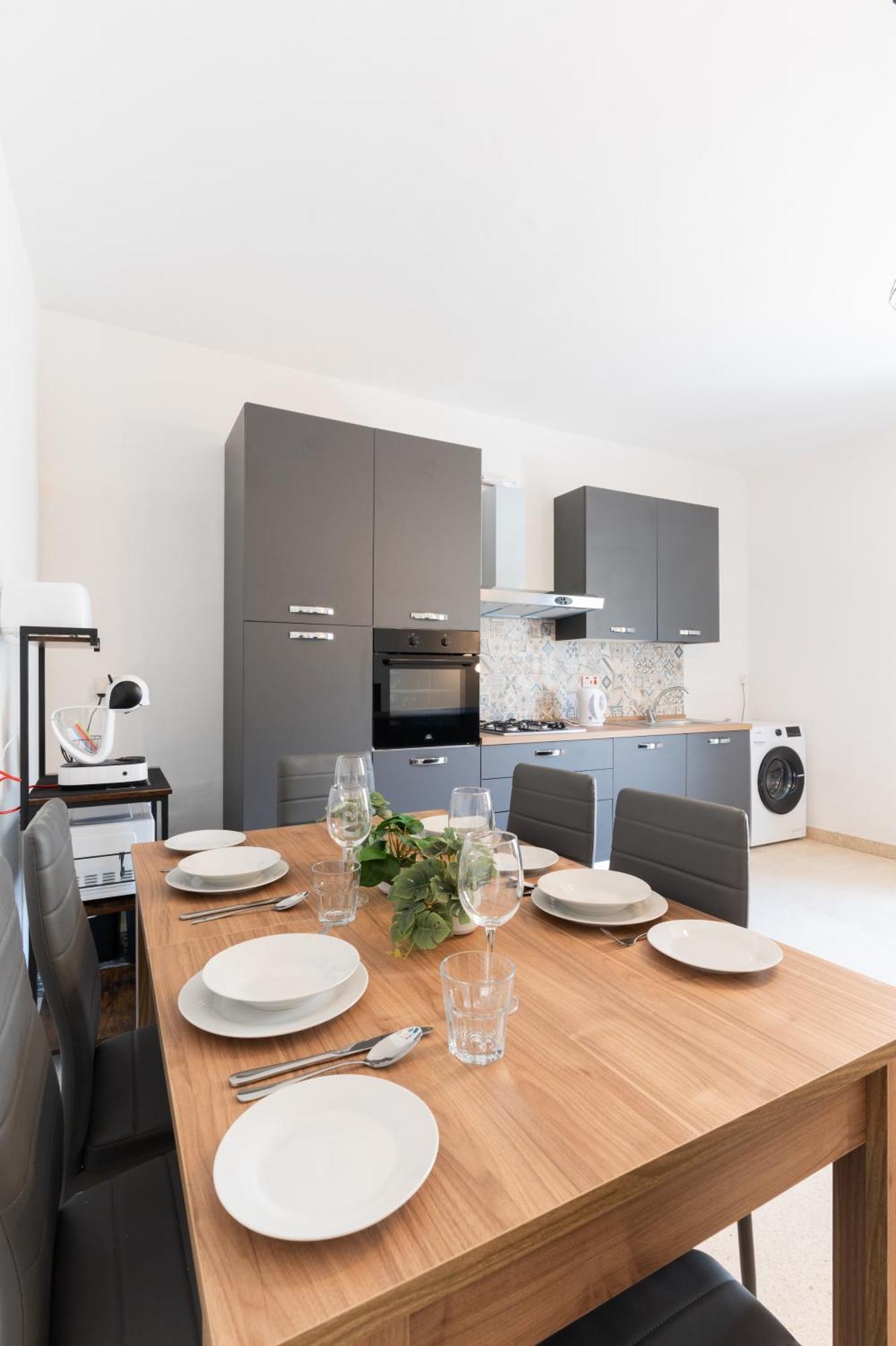 Charming 3bed In St Pauls 3-hosted By Sweetstay St. Paul's Bay